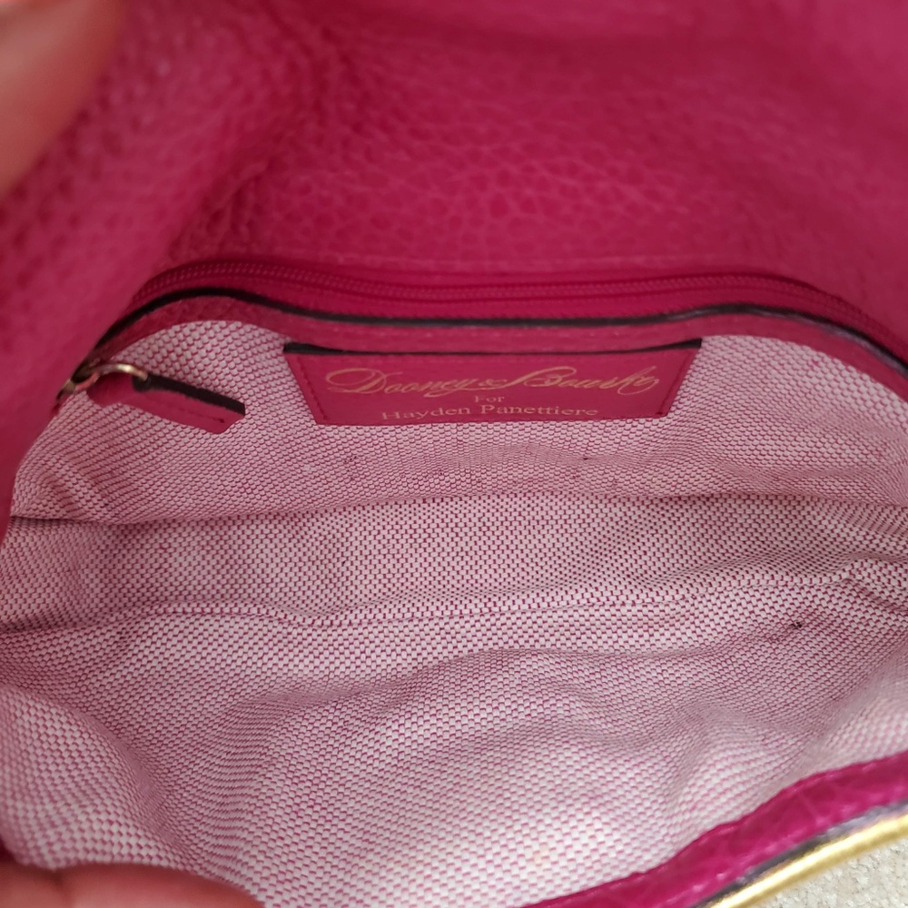 Dooney & Bourke  Hayden Lion Head Clutch Fuschia - Picture 4 of 8